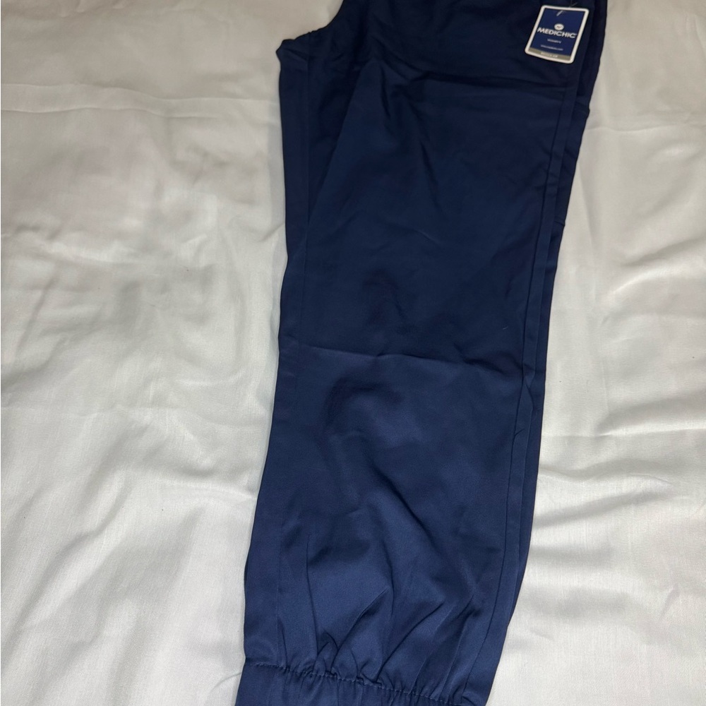 NWT MEDICHIC Women 5 Pocket Navy Scrub Pants Elastic Cropped Ankle Waistband 2X